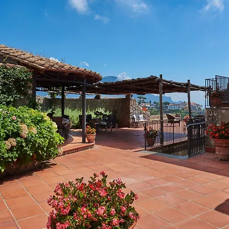 Villa Favara
