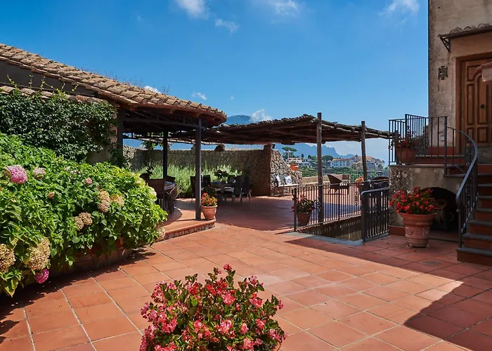 Villa Favara
